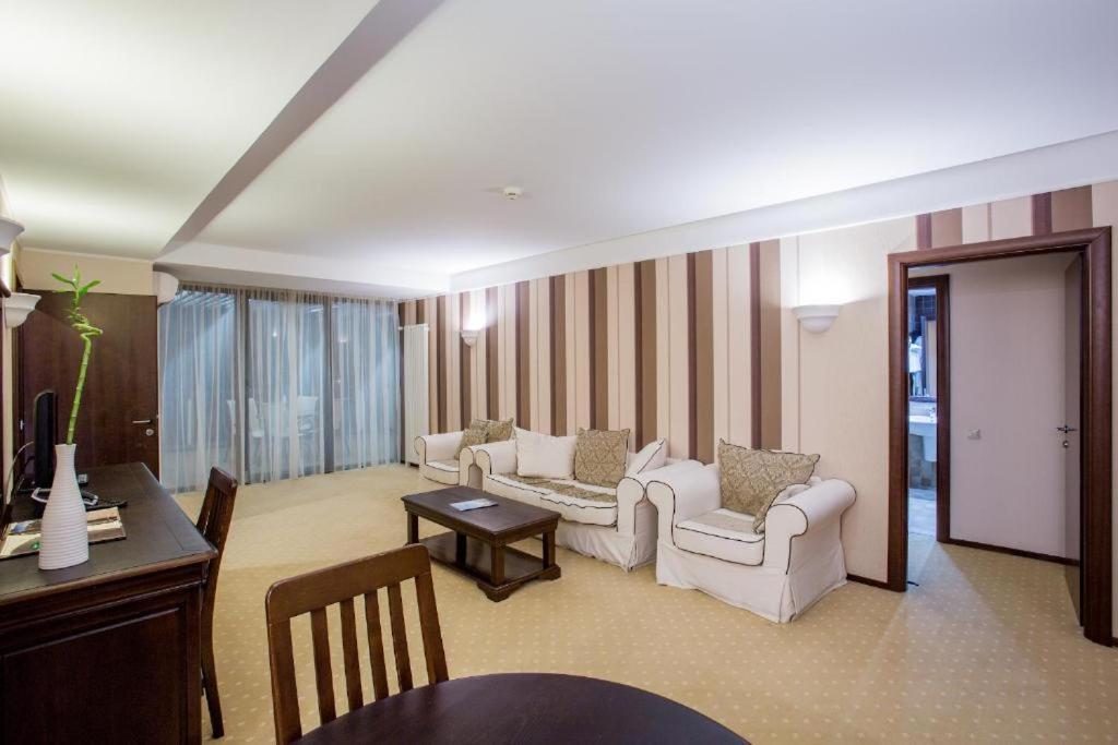 Alpin Resort Hotel - Apartamentele 2403-2404- Proprietate Administrata De Gazda Privata Пояна-Брашов Экстерьер фото